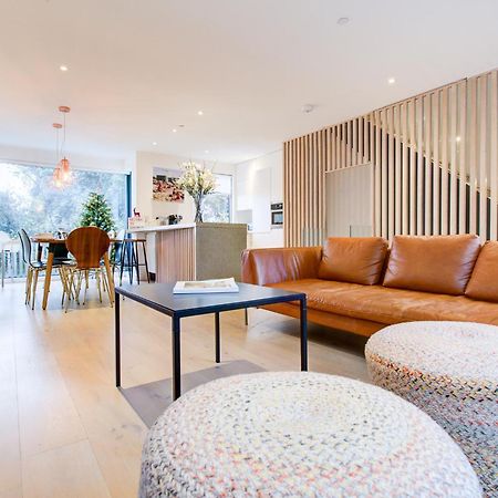 Neoteric Home Wimbledon Village Лондон Екстер'єр фото