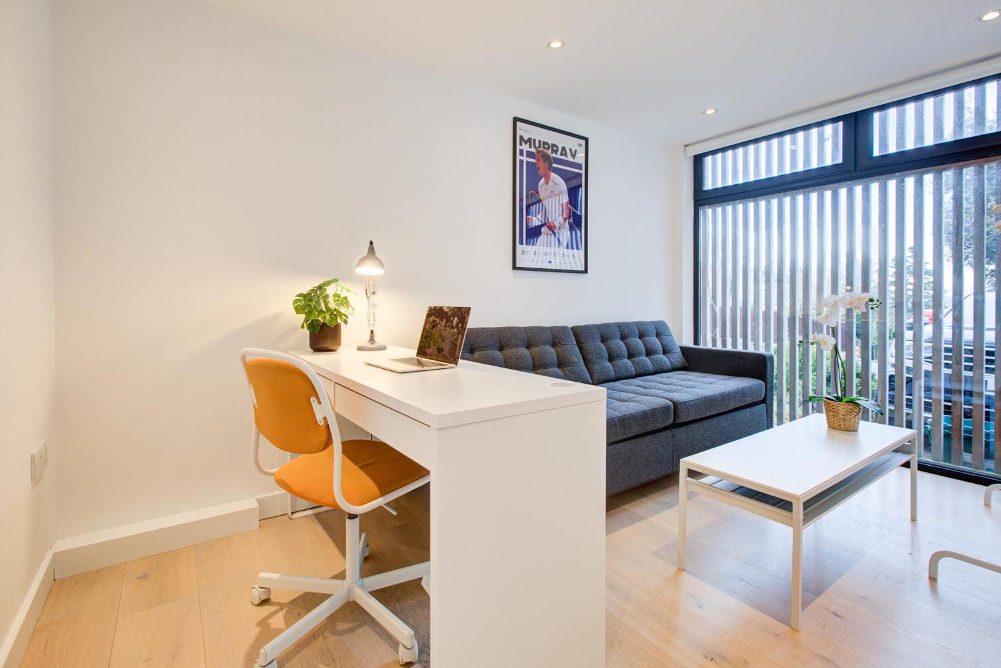 Neoteric Home Wimbledon Village Лондон Екстер'єр фото